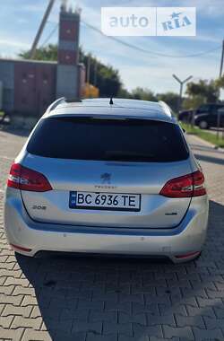 Універсал Peugeot 308 2016 в Винниках