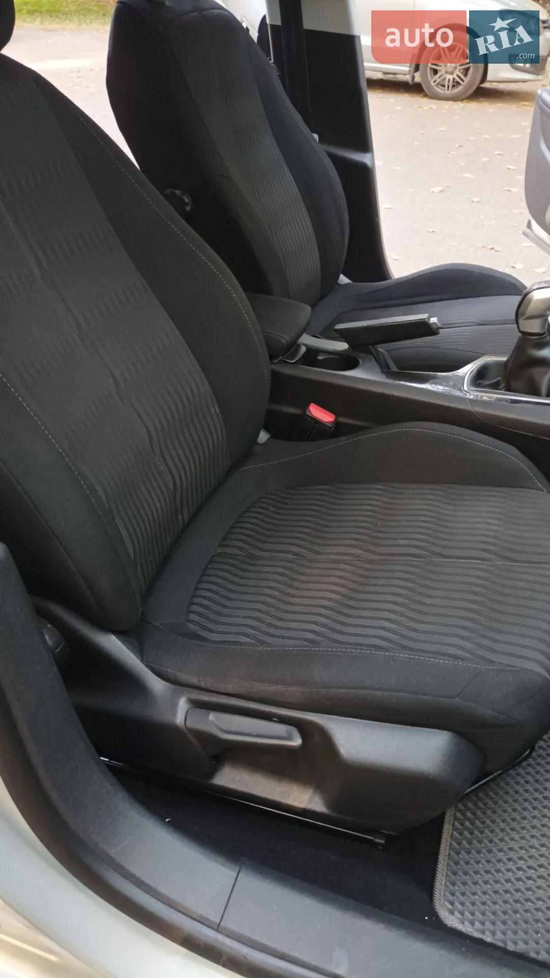 2015 Peugeot 308 - мініатюра 12