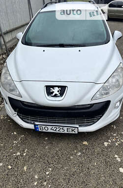 Універсал Peugeot 308 2010 в Тернополі