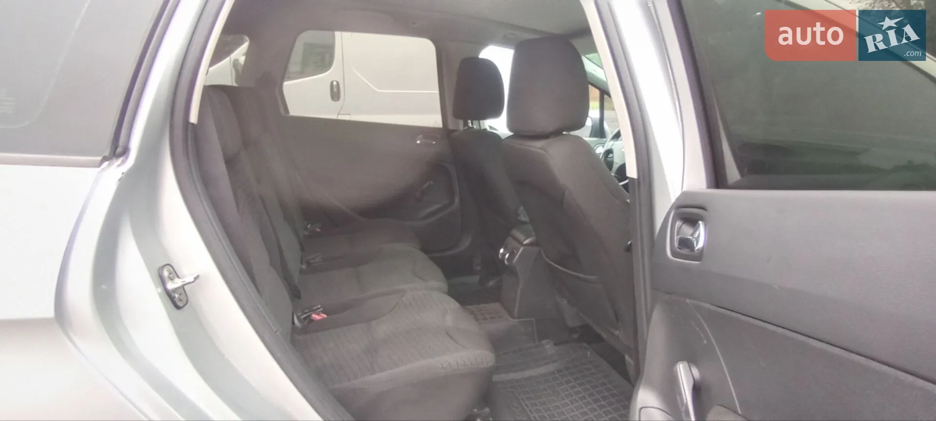 2010 Peugeot 308 - мініатюра 7