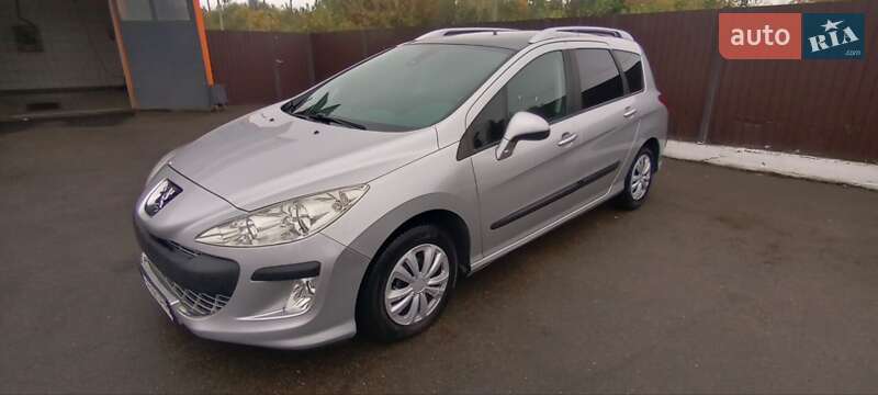 Универсал Peugeot 308 2010 в Чернигове