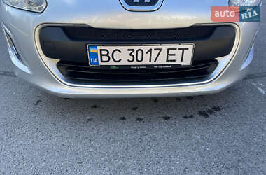 Универсал Peugeot 308 2012 в 