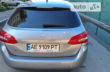 Универсал Peugeot 308 2015 в Днепре