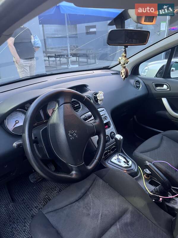 Хетчбек Peugeot 308 2008 в Каневі