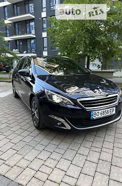 Універсал Peugeot 308 2016 в Івано-Франківську