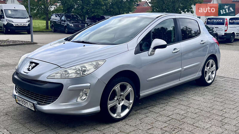 Хетчбек Peugeot 308 2011 в Вінниці