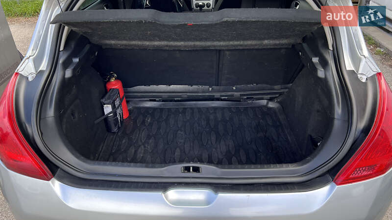 Хетчбек Peugeot 308 2011 в Вінниці