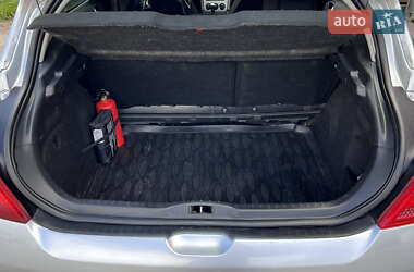 Хэтчбек Peugeot 308 2011 в 