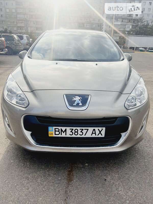 Хетчбек Peugeot 308 2012 в Сумах