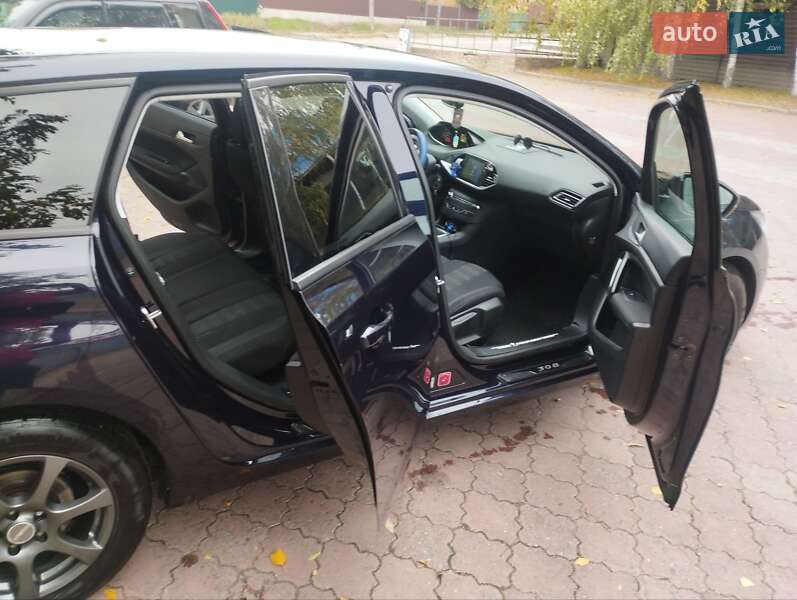 Универсал Peugeot 308 2015 в Бердичеве фото 9 Универсал Peugeot 308 2015 в Бердичеве