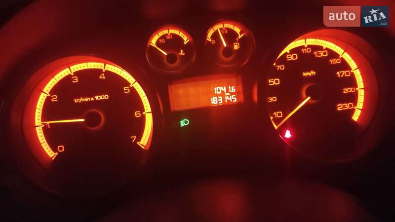 Хэтчбек Peugeot 308 2008 в Глыбокой фото 7 Хэтчбек Peugeot 308 2008 в Глыбокой