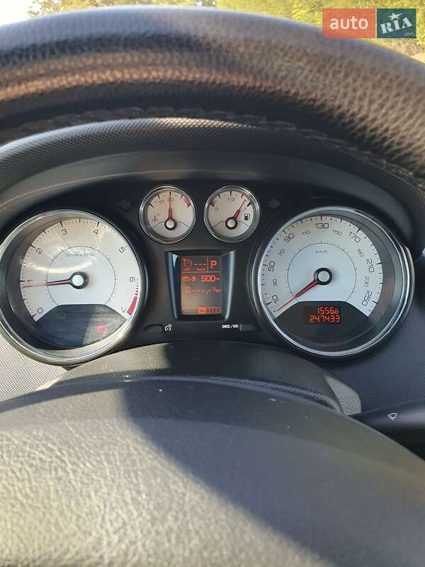 Універсал Peugeot 308 2010 в Дніпрі