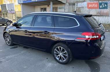 Универсал Peugeot 308 2017 в Сумах