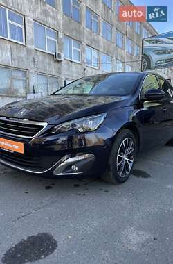 Универсал Peugeot 308 2017 в Сумах