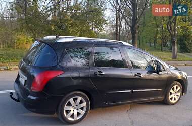 Універсал Peugeot 308 2011 в 