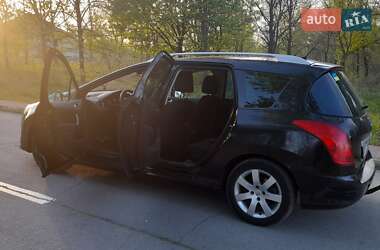 Універсал Peugeot 308 2011 в 