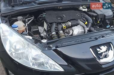 Універсал Peugeot 308 2011 в 