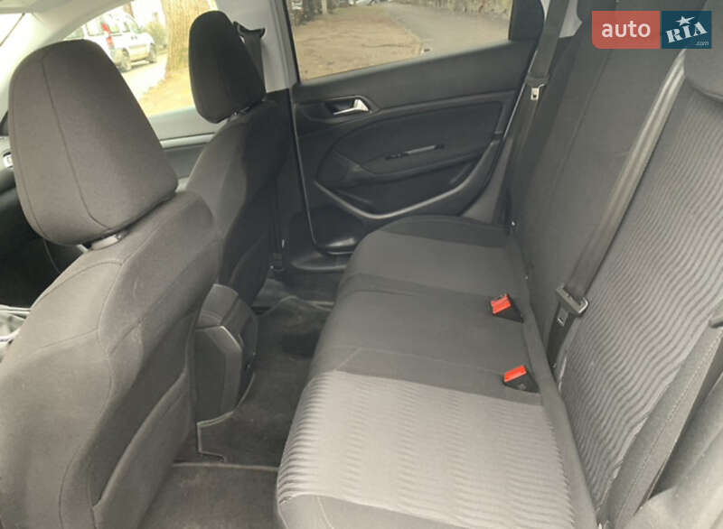Универсал Peugeot 308 2015 в Львове