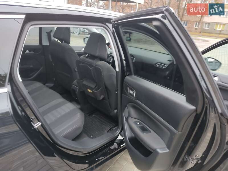 Універсал Peugeot 308 2015 в Горохові фото 12 Універсал Peugeot 308 2015 в Горохові