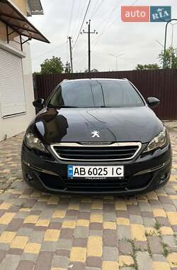 Универсал Peugeot 308 2015 в Могилев-Подольске