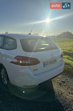 Універсал Peugeot 308 2016 в Мукачевому