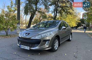 Хэтчбек Peugeot 308 2011 в Николаеве