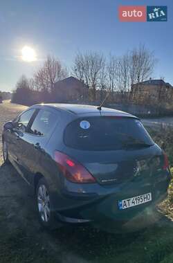 Хэтчбек Peugeot 308 2008 в Ивано-Франковске