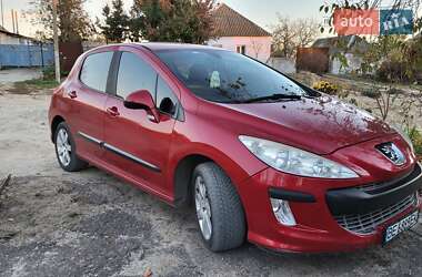 Хэтчбек Peugeot 308 2008 в Николаеве