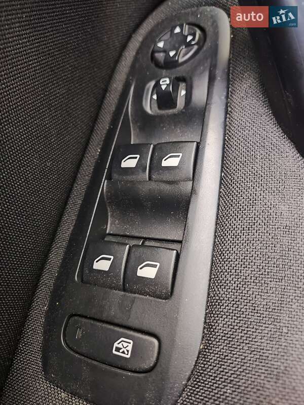 Универсал Peugeot 308 2016 в Полтаве