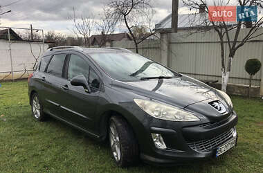 Универсал Peugeot 308 2008 в Бориславе