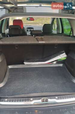 Универсал Peugeot 308 2011 в 