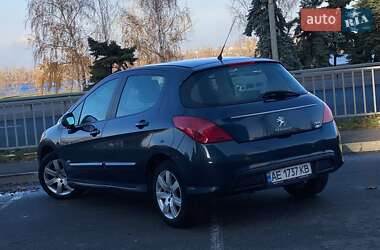 Хэтчбек Peugeot 308 2013 в Днепре