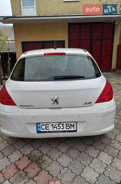 Хэтчбек Peugeot 308 2010 в Черновцах