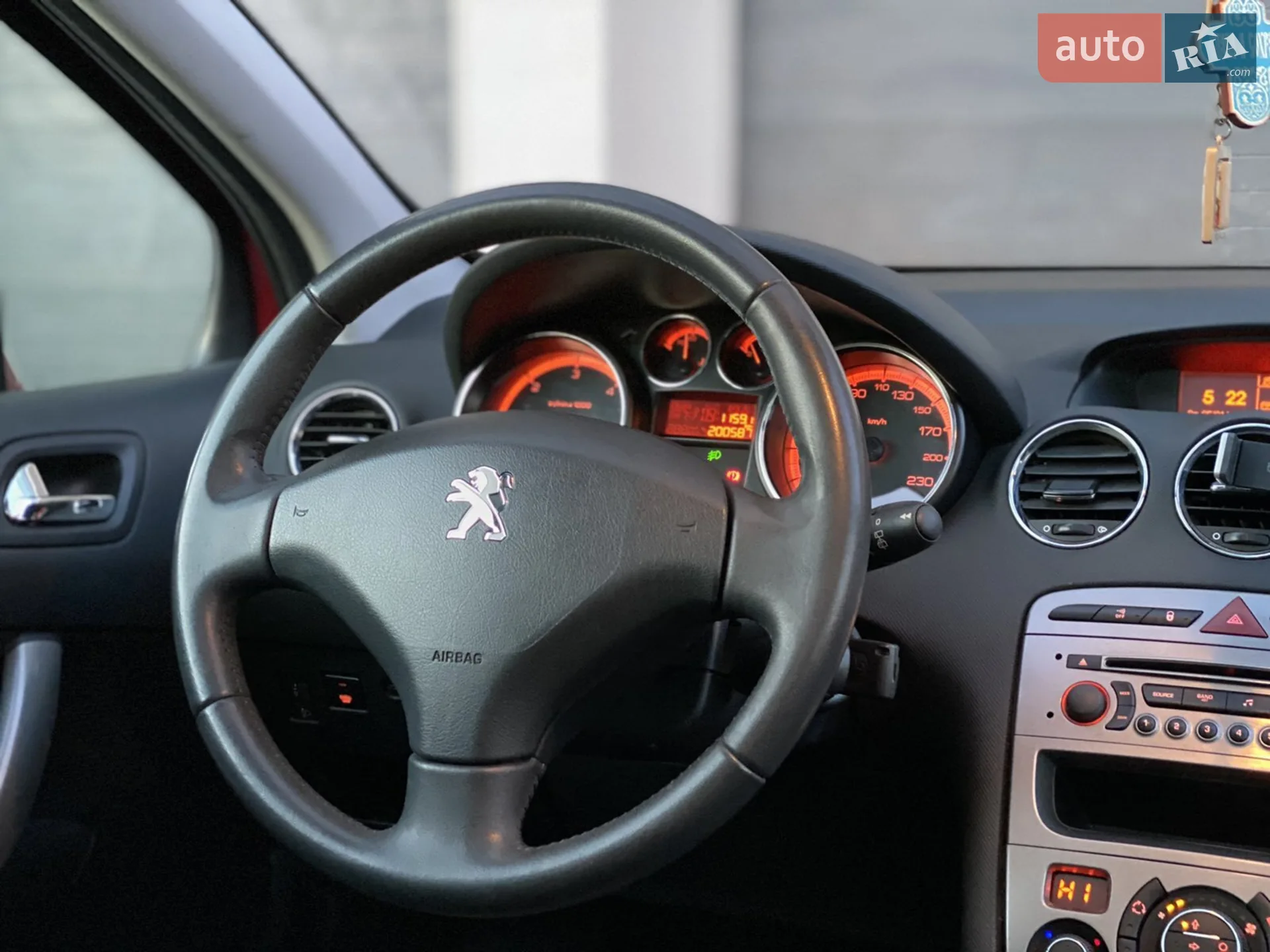 2013 Peugeot 308 - мініатюра 11