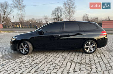 Универсал Peugeot 308 2014 в Дрогобыче