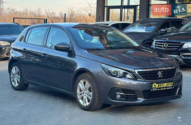 Хетчбек Peugeot 308 2017 в Чернівцях