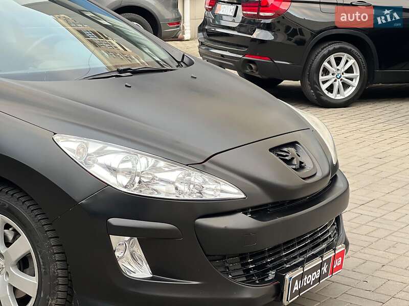 Хэтчбек Peugeot 308 2010 в Одессе