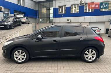 Хэтчбек Peugeot 308 2010 в Одессе