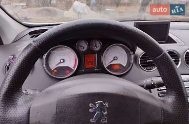 Универсал Peugeot 308 2011 в 