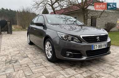 Універсал Peugeot 308 2017 в Дубні