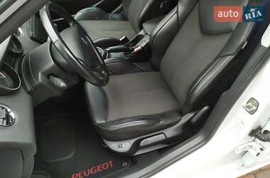 Хетчбек Peugeot 308 2012 в Охтирці