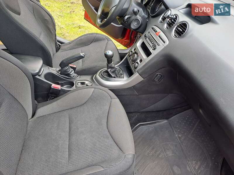 Хэтчбек Peugeot 308 2011 в Киеве фото 37 Хэтчбек Peugeot 308 2011 в Киеве