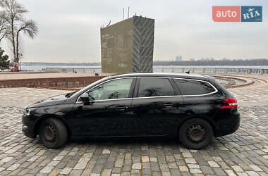 Універсал Peugeot 308 2015 в Києві