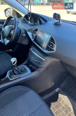 Універсал Peugeot 308 2014 в Калуші