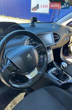 Універсал Peugeot 308 2014 в Калуші