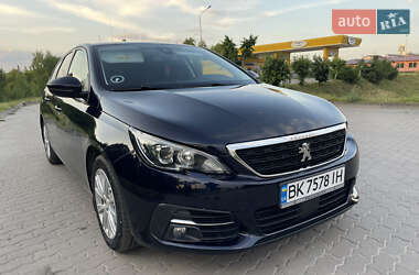 Універсал Peugeot 308 2020 в Бродах