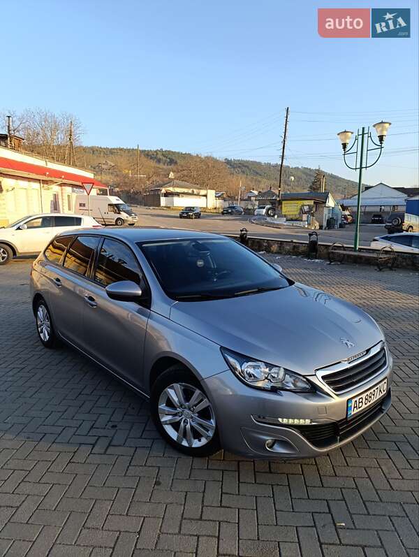 Универсал Peugeot 308 2015 в Могилев-Подольске