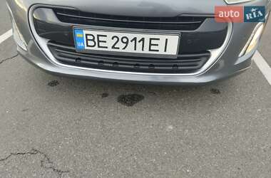 Универсал Peugeot 308 2011 в 
