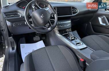 Хэтчбек Peugeot 308 2020 в 