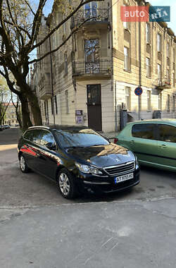 Универсал Peugeot 308 2015 в Ивано-Франковске